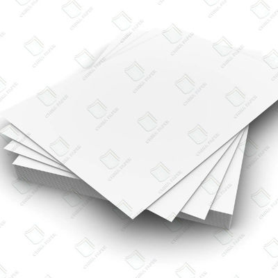 Un buon prezzo. 100% pasta di legno brillante opaca C2S Art Board 170-350gm Per la stampa di imballaggi in linea